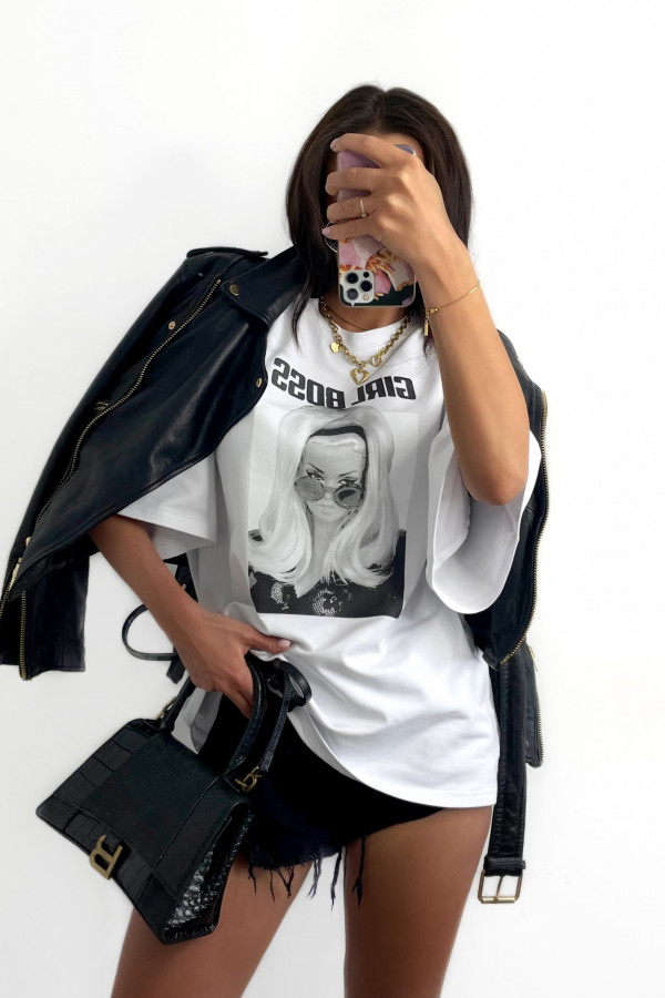 Tshirt GIRL BOSS biały La Milla 2